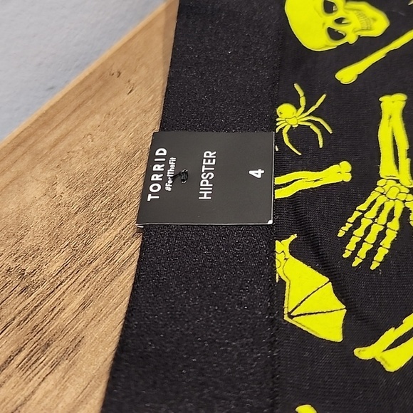 Torrid - Cotton Mid-Rise Hipster Panty in Skeleton Dance Black & Glow Yellow - Picture 3 of 9